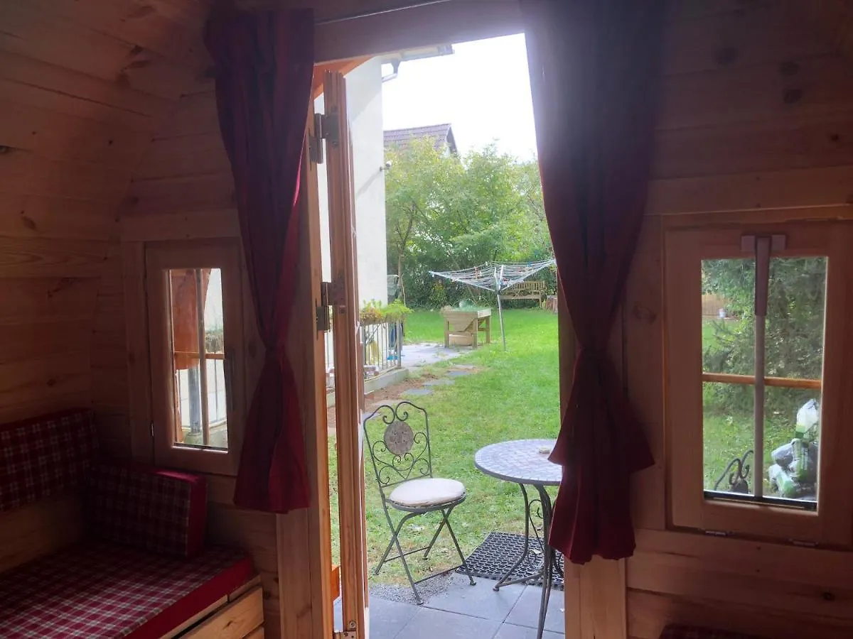 Апартаменты Holz-Wohnfass In Muenchen-Nymphenburg  Мюнхен