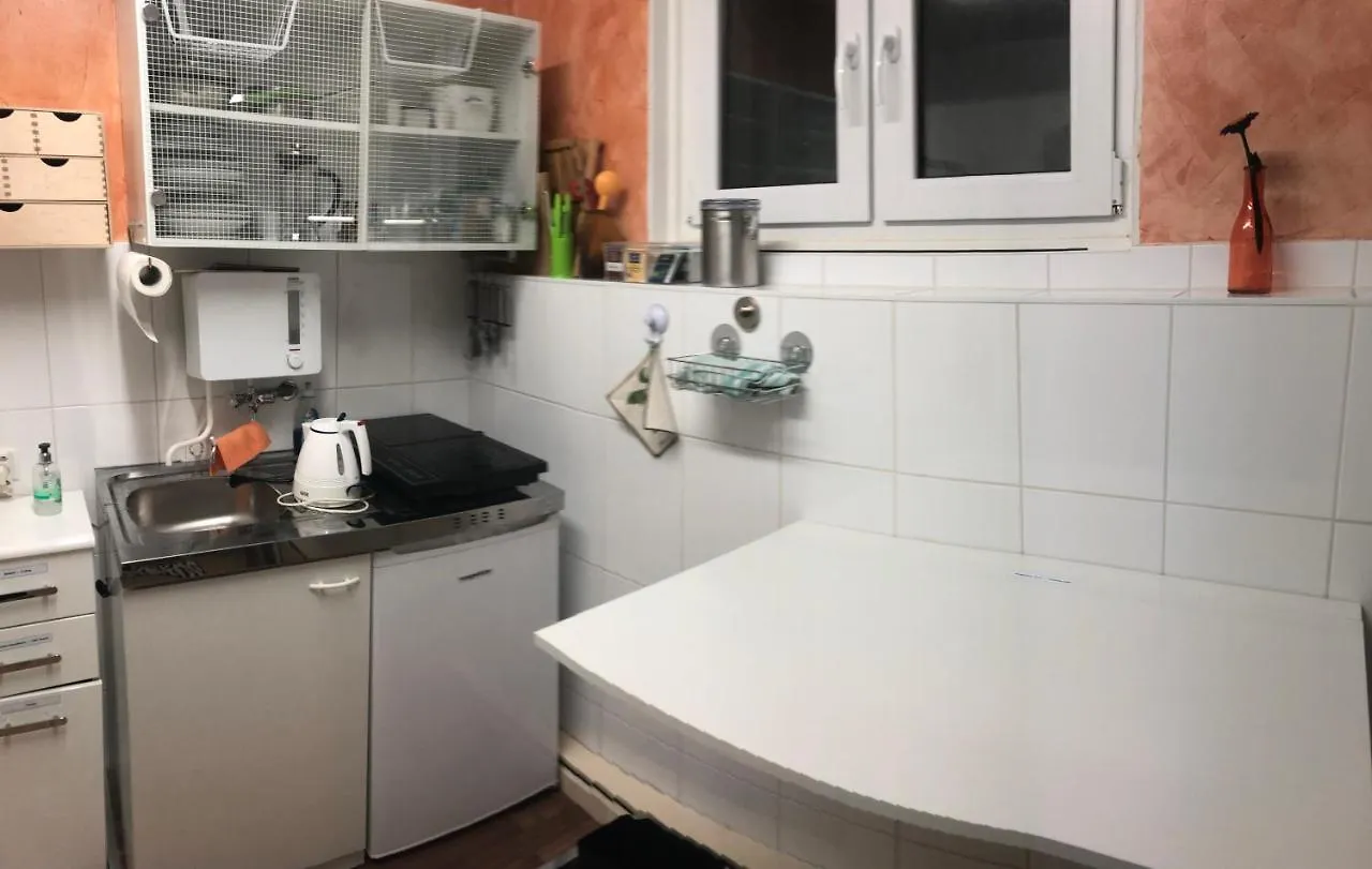Апартаменты Holz-Wohnfass In Muenchen-Nymphenburg Германия
